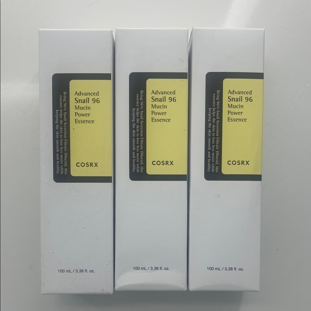 3 COSRX Advanced Snail 96 Mucin Power Essence